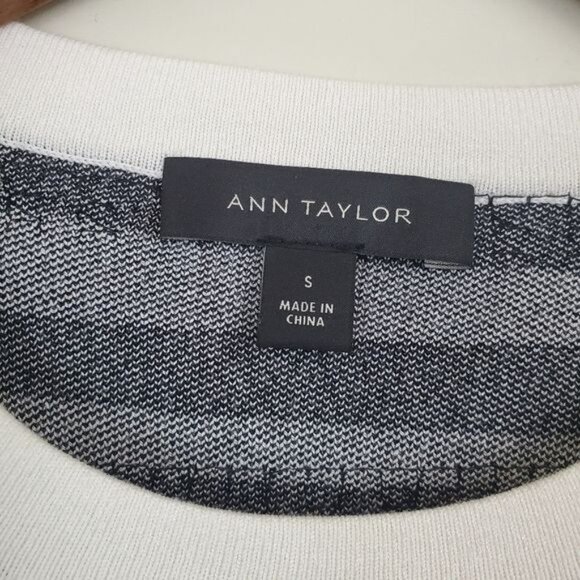 Ann Taylor Sequin Zebra Jacquard Pullover Sweater Blouse Small Stripe Long Sleev - Picture 4 of 10